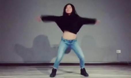 欧美小姐姐地板舞蹈教学,动感舞步,轻松入门